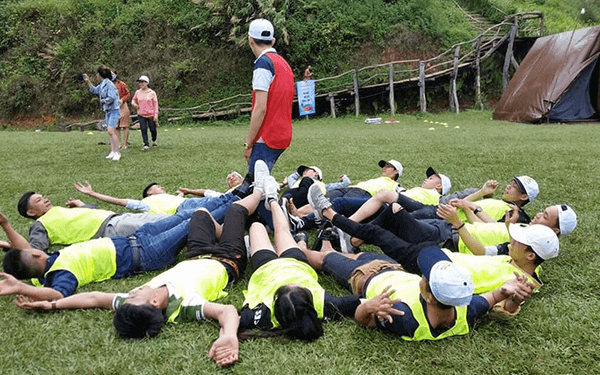 team building ngoai troi